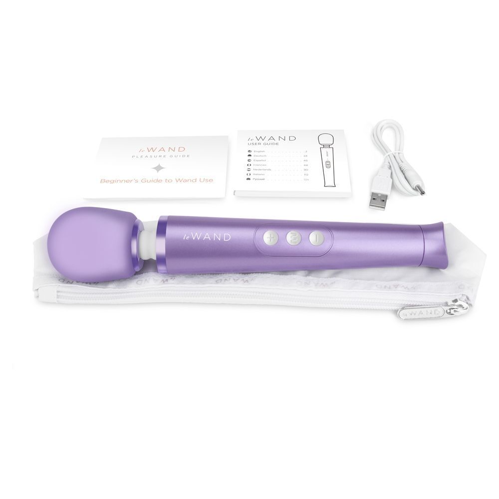Le Wand Petite Rechargeable Vibrating Massager Violet image 3