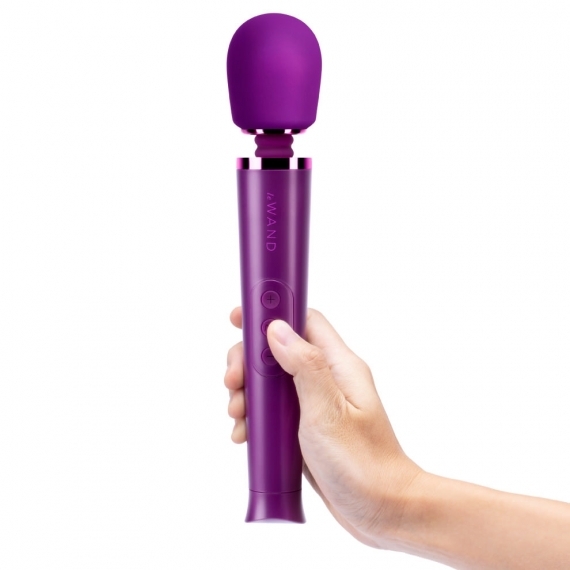 Le Wand Petite Rechargeable Vibrating Massager Dark Cherry image 2